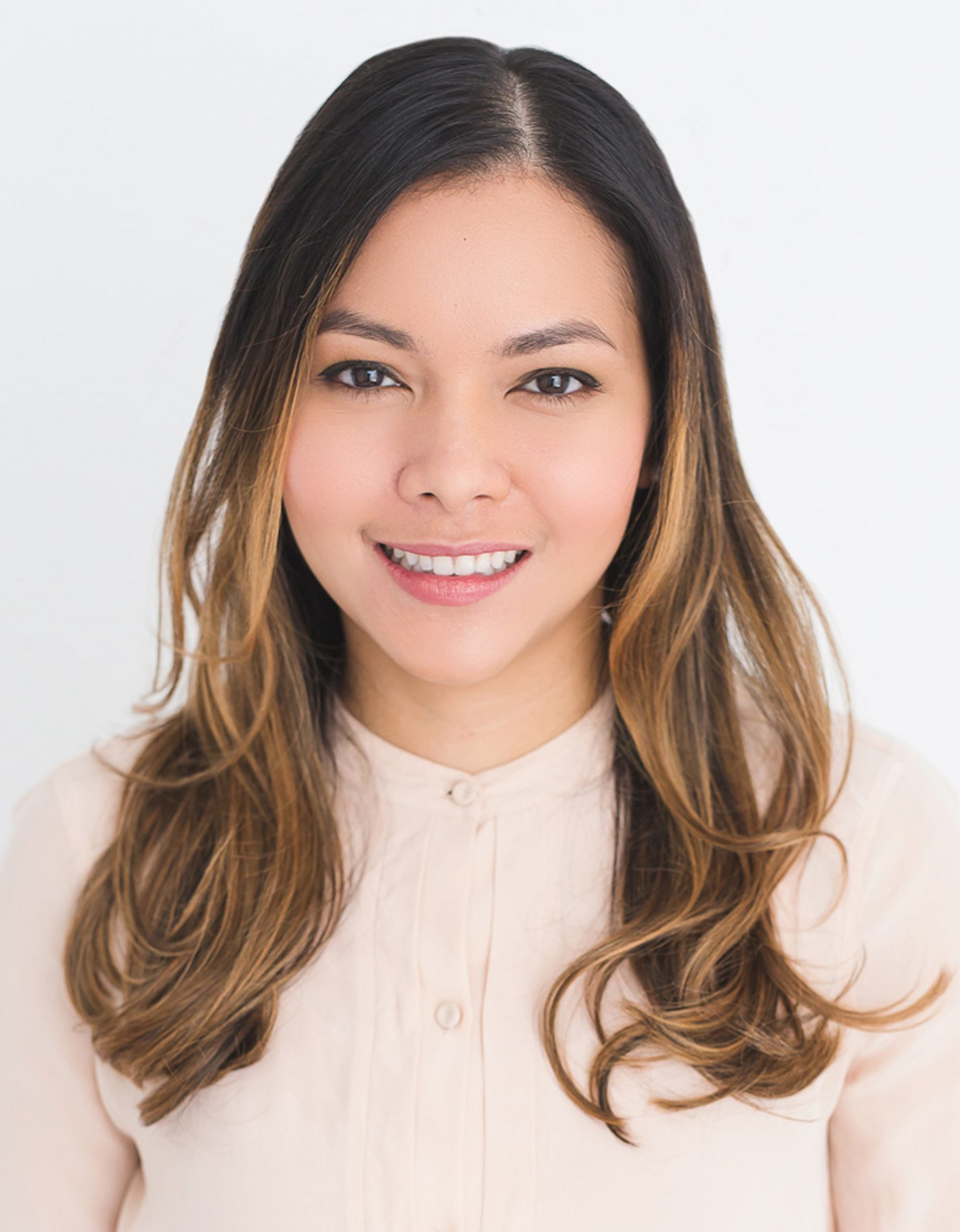 Valenzuela-photo Artist